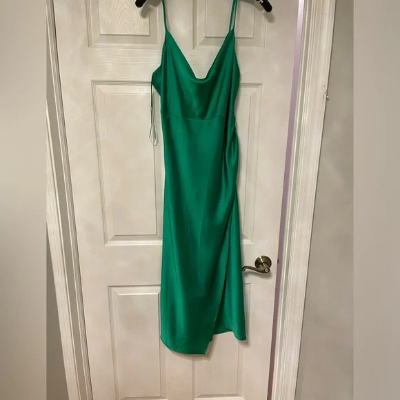 green emerald velvet dress Sbs Zara Drape Gown main image 1